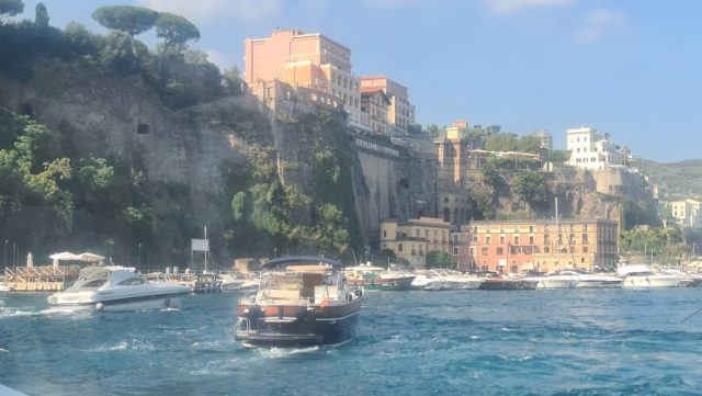 Coming into Sorrento